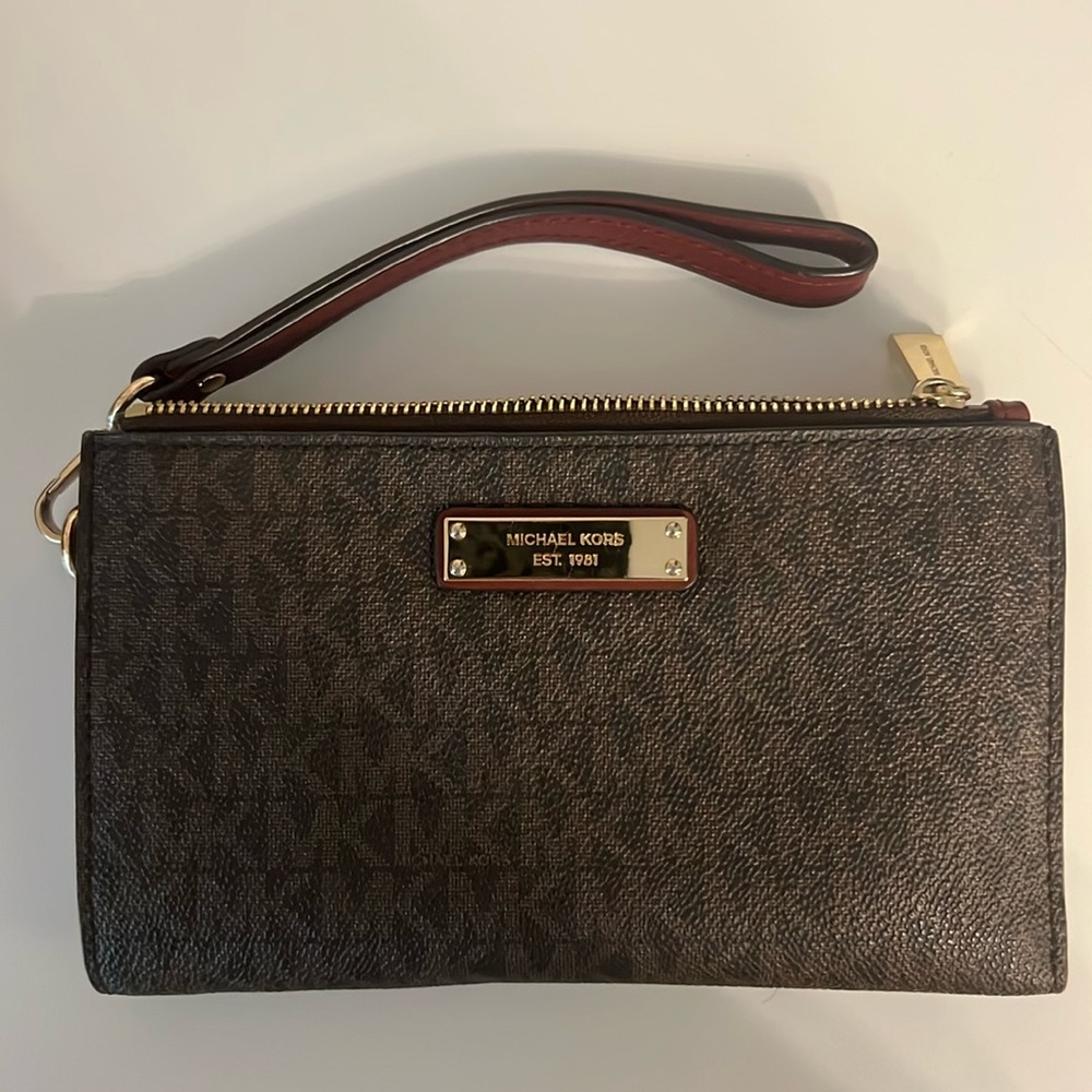 Michael Kors brown wristlet